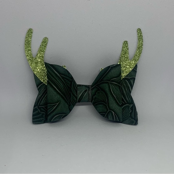 Handmade Faux Leather Hairbows - Picture 15 of 16